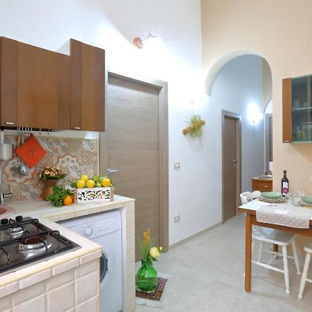 Casa Francesca Lägenhet Avola Exteriör bild